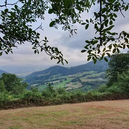 بيت للعطل Xuritenborda 7 Personnes Avec Vue Exceptionnelle Sur Les Montagnes Basque, Lits 180 King Size أوسْ