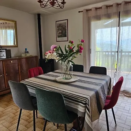 Xuritenborda 7 Personnes Avec Vue Exceptionnelle Sur Les Montagnes Basque, Lits 180 King Size Vakantiehuis